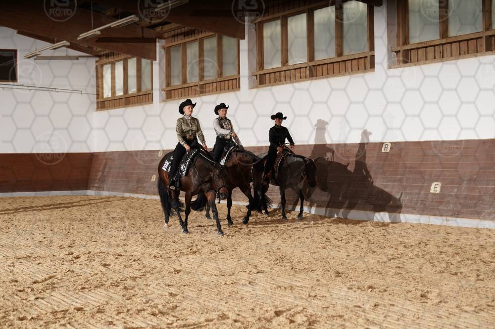 s_A9_06050.jpg